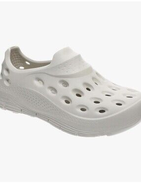 Skechers ultra soft go foam slip ons